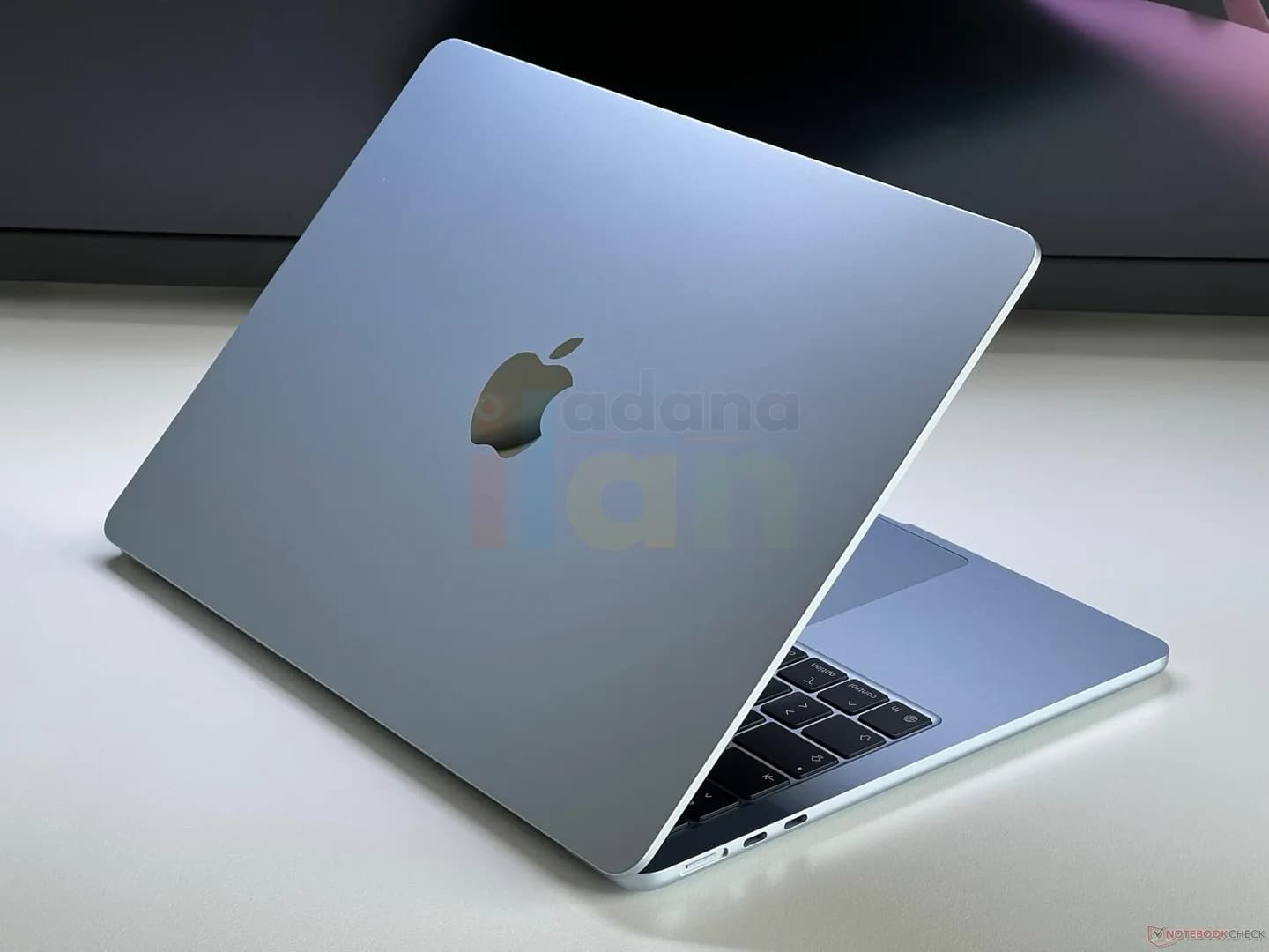 MacBook Air M5 Sıfır gibi 2 Aylık Devir 7 — görsel 1